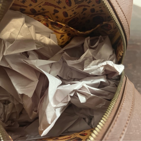 NWT Indiana Jones Loungefly and coin pouch - Picture 8 of 12